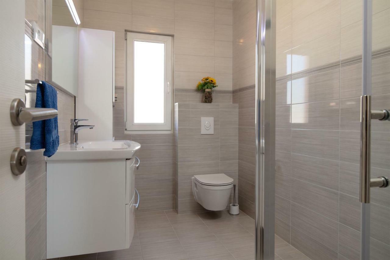 Luxury Apartment Nora Podstrana Exterior foto